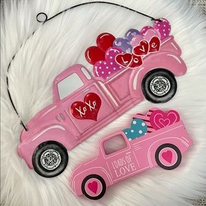 NEW! Valentine Farmhouse Truck Metal & Wooden 2-Piece Sign Lot New Love